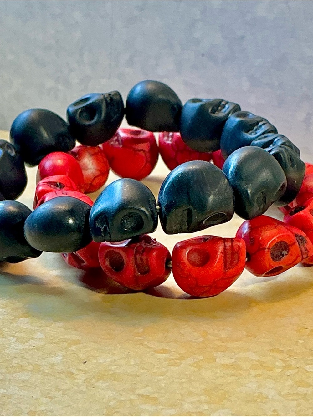 Carved Howlite Skull Bracelet Pair Red and Black Halloween Goth Punk Stretch OS